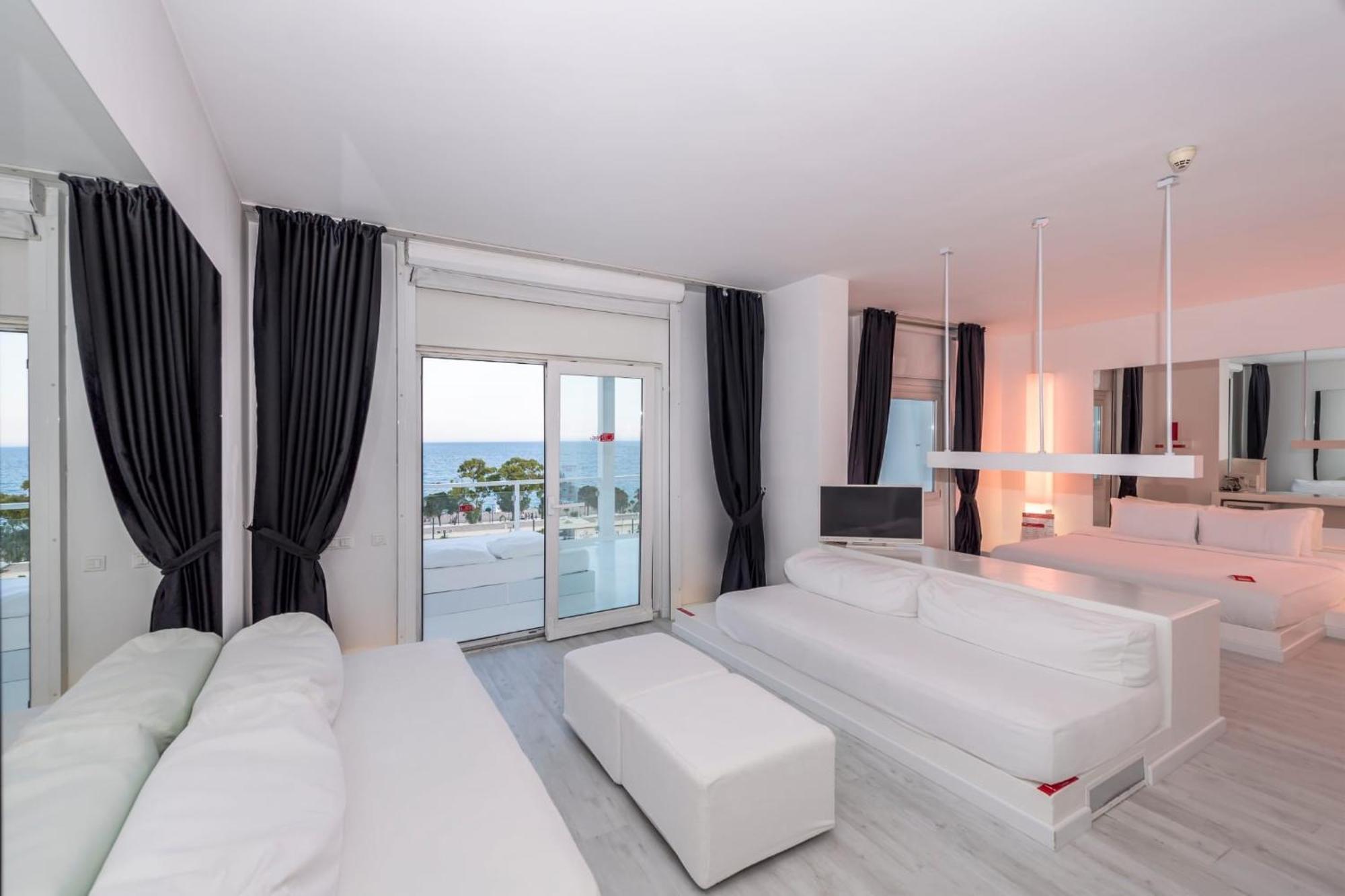 Family Room Sea View